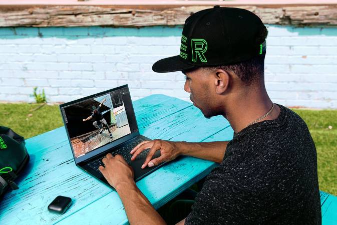 kohandage oma tera 14 Razer RF2D1 üks värv sülearvuti
