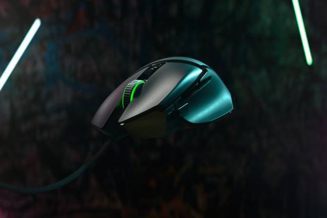 basilisk v2 Razer RF2D34 üks värv hiired