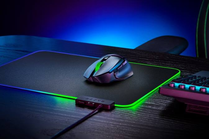 basilisk v3 hüperkiirus Razer RF2D33 üks värv hiired