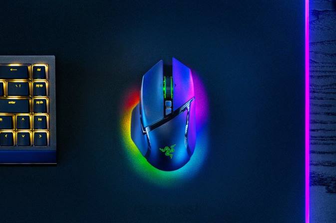basilisk v3 pro Razer RF2D31 must hiired