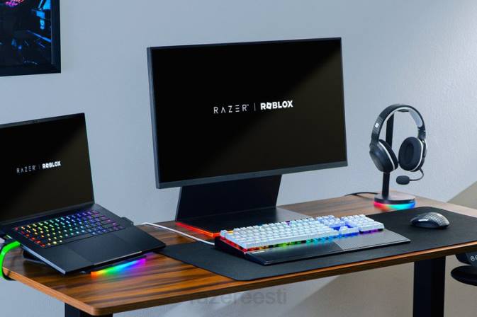 blackwidow v3 – roheline lüliti – meie – robloxi väljaanne Razer RF2D59 valge klaviatuur