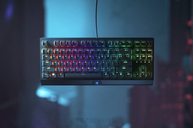blackwidow v3 tenkeyless - kollane lüliti - meie Razer RF2D62 must klaviatuur