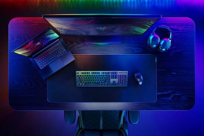 deathstalker v2 pro - lineaarne optiline lüliti - meie Razer RF2D65 must klaviatuur