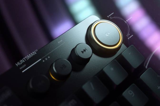 huntsman v2 - klõpsatav optiline lüliti - meie Razer RF2D69 üks värv klaviatuur